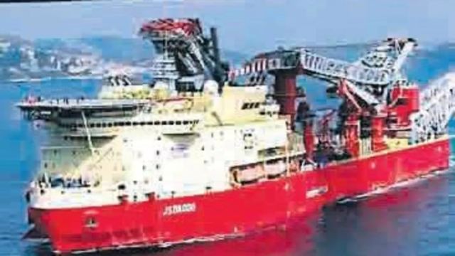 İstanbul Boğazı'ndan JSD6000 Gemisi Geçti