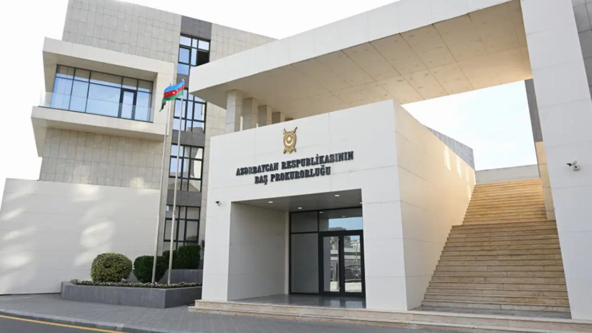 Azerbaycan Başsavcılığı 7 Türk için gıyabi tutuklama kararı aldı