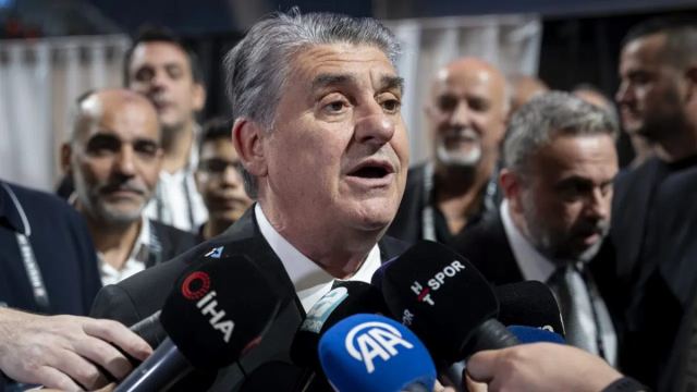 Serdal Adalı, Kocaelispor maçındaki penaltı pozisyonuna tepki gösterdi