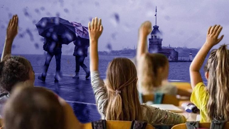 İstanbul'da sağanak nedeniyle okullar tatil edildi