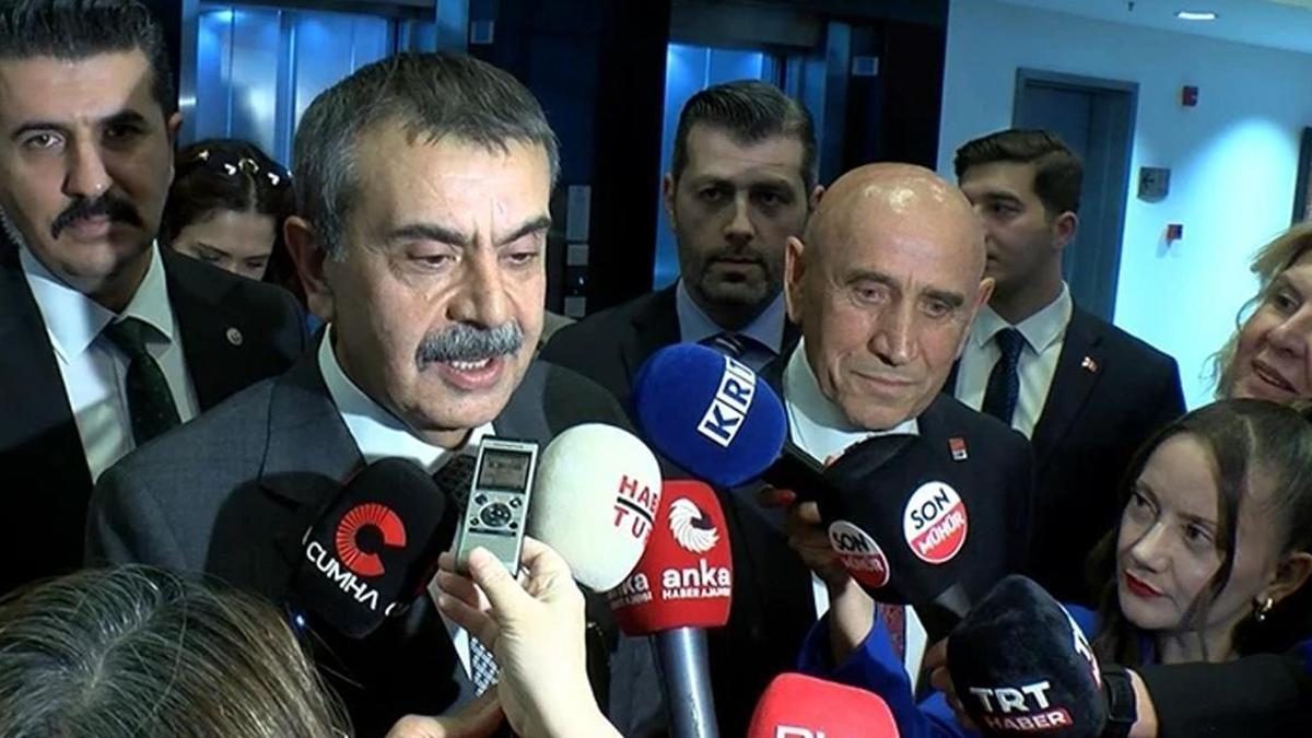 Bakan Tekin, Kılıçdaroğlu'nu Kızının Nikahına Davet Etti