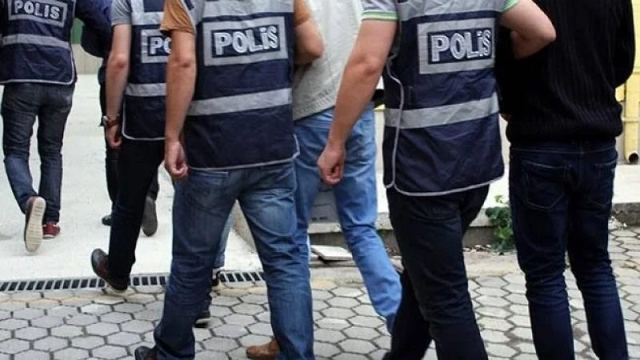 İstanbul'da İkinci El Araç Dolandırıcılığı: 14 Zanlı Yakalandı