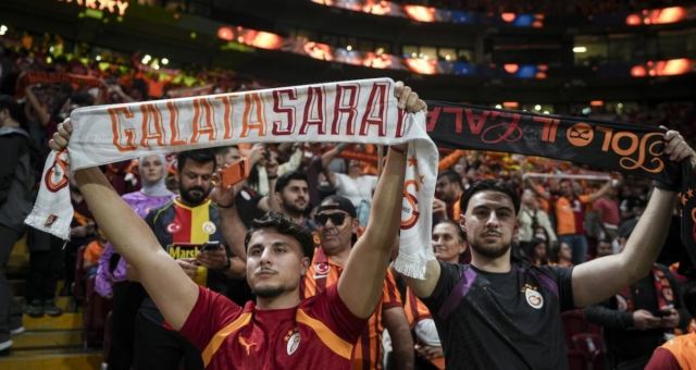 Galatasaray ile Barcelona'nın maçı tarihe geçti