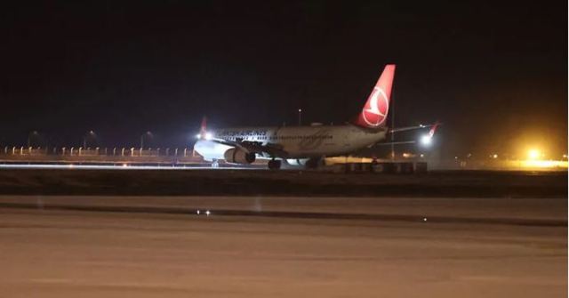 İstanbul'da Olumsuz Hava Koşulları Uçuşları Aksattı