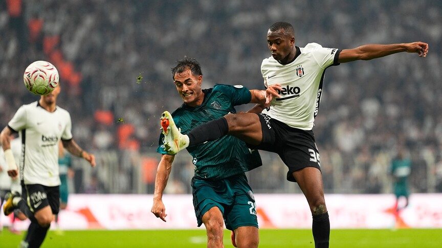 Beşiktaş, Kocaelispor'u Tüpraş Stadı'nda mağlup etti