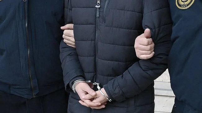 İstanbul'da FETÖ operasyonunda 19 şüpheli yakalandı