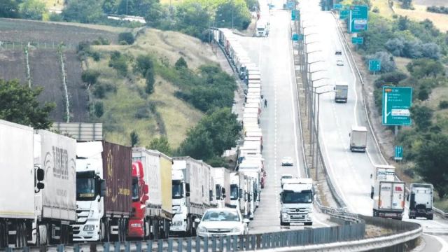 Türkiye'nin Avrupa'ya Açılan Yollarında Sorunlar Devam Ediyor