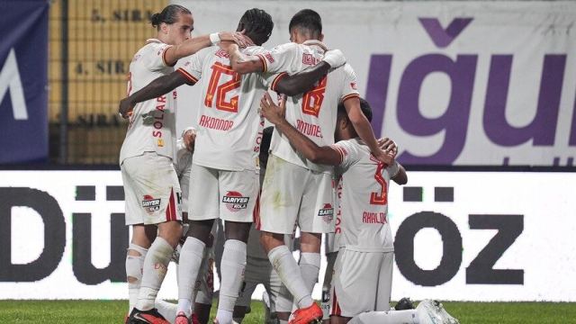 Göztepe, Süper Lig'de galibiyet hasretini Eyüpspor'la sonlandırdı