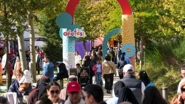 Rami Kütüphanesi'nde AileFest'i 825 Bin Kişi Ziyaret Etti