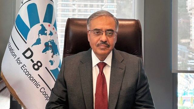 D8 Ülkeleri Sanayi ve Teknoloji İşbirliğini Geliştirmek İstiyor