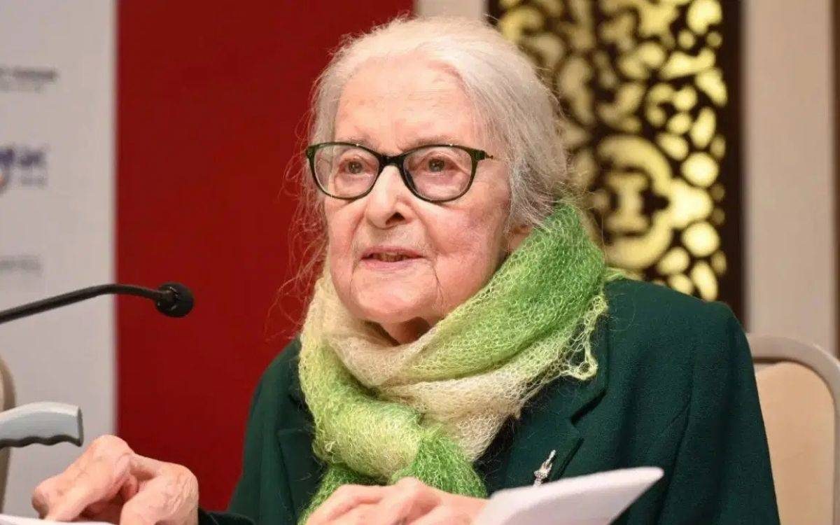 İoanna Kuçuradi, Felsefe ve İnsan Hakları Alanında Önemli İsimdi