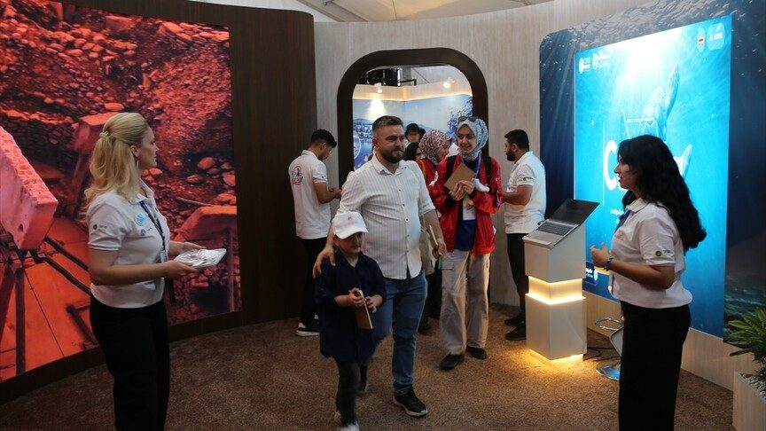 TEKNOFEST Güneydoğu'da COP31 Zirvesi Bilgilendirmesi Yapılıyor