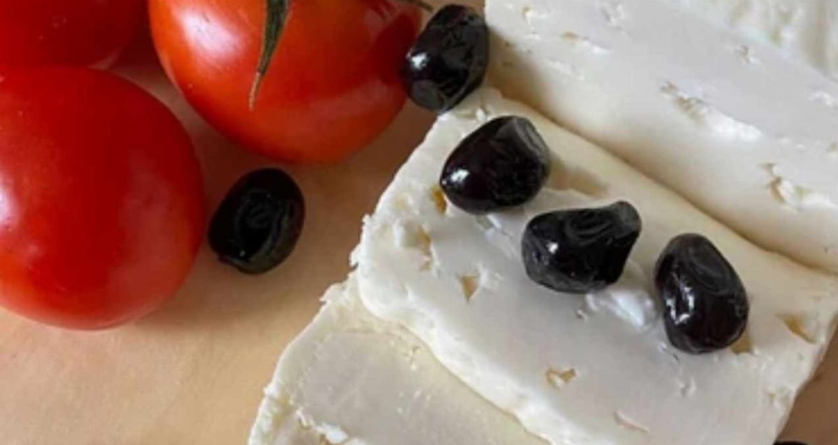 Zeytin ve Peynirin Aynı Anda Tüketimi Sağlığı Tehdit Ediyor