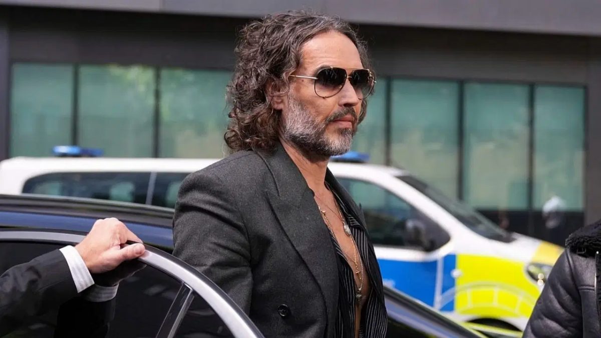 Russell Brand, cinsel saldırgan olarak tanımlandı