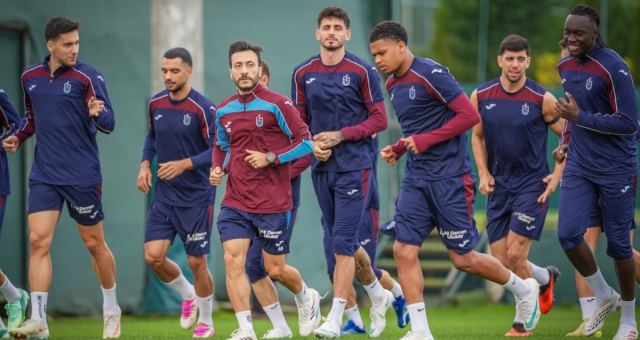 Trabzonspor, Hearts Maçı Hazırlıklarına Başladı
