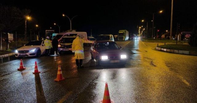 Erzincan-Erzurum karayolu yeniden trafiğe açıldı