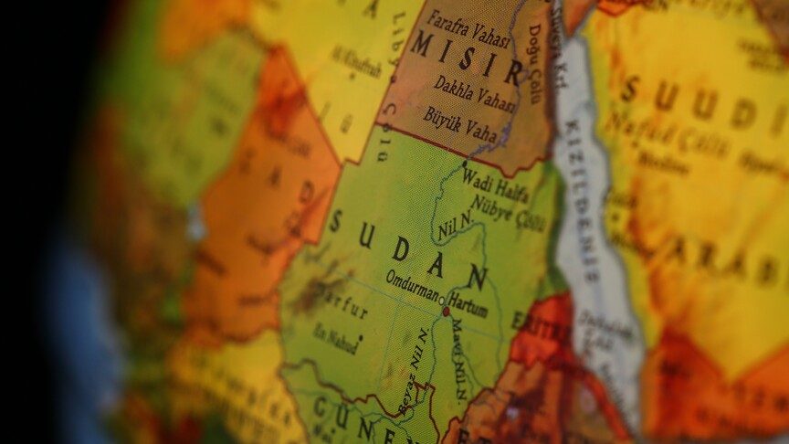 Sudan-Mısır sınırındaki hava saldırısında 72 madenci öldü