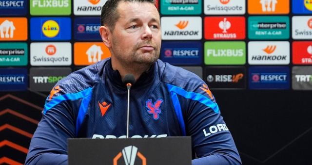 Crystal Palace Teknik Direktörü Pierre Sage Beşiktaş'ı Övdü