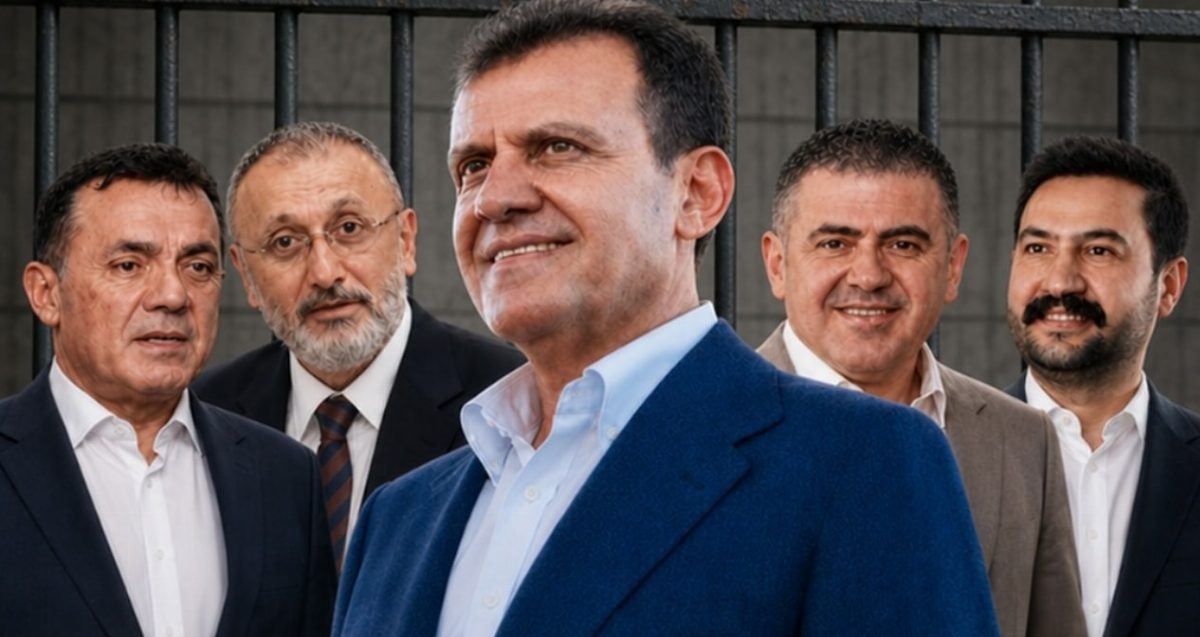 Mersin ve Eyüpsultan'da 5 Belediye Başkanı tutuklandı