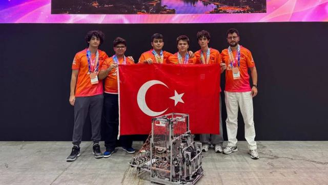 Türkiye Robotik Milli Takımı Incheon'da dünya üçüncüsü oldu