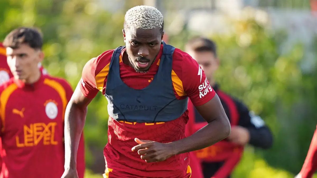 Galatasaray'da Victor Osimhen Kasımpaşa maçı öncesi antrenmanda