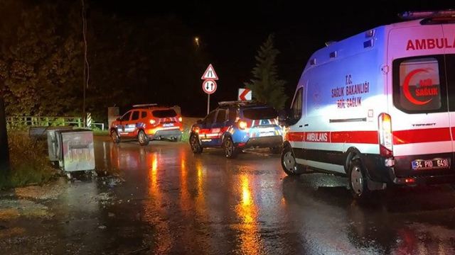 İstanbul'da Göçbeyli Deresi Taştı, İki Kişi Kayıp