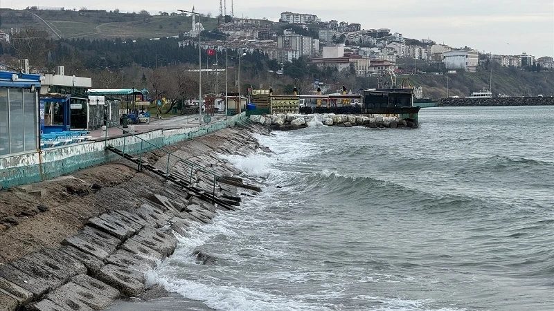 Tekirdağ'da Fırtına Dindi, Deniz Ulaşımı Normale Döndü