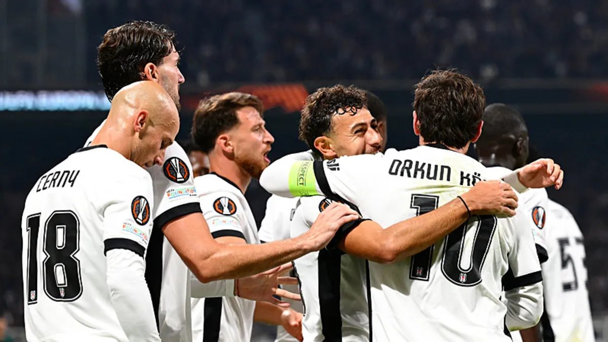 Beşiktaş'ta Savunma Hattında Forma Rekabeti Artıyor
