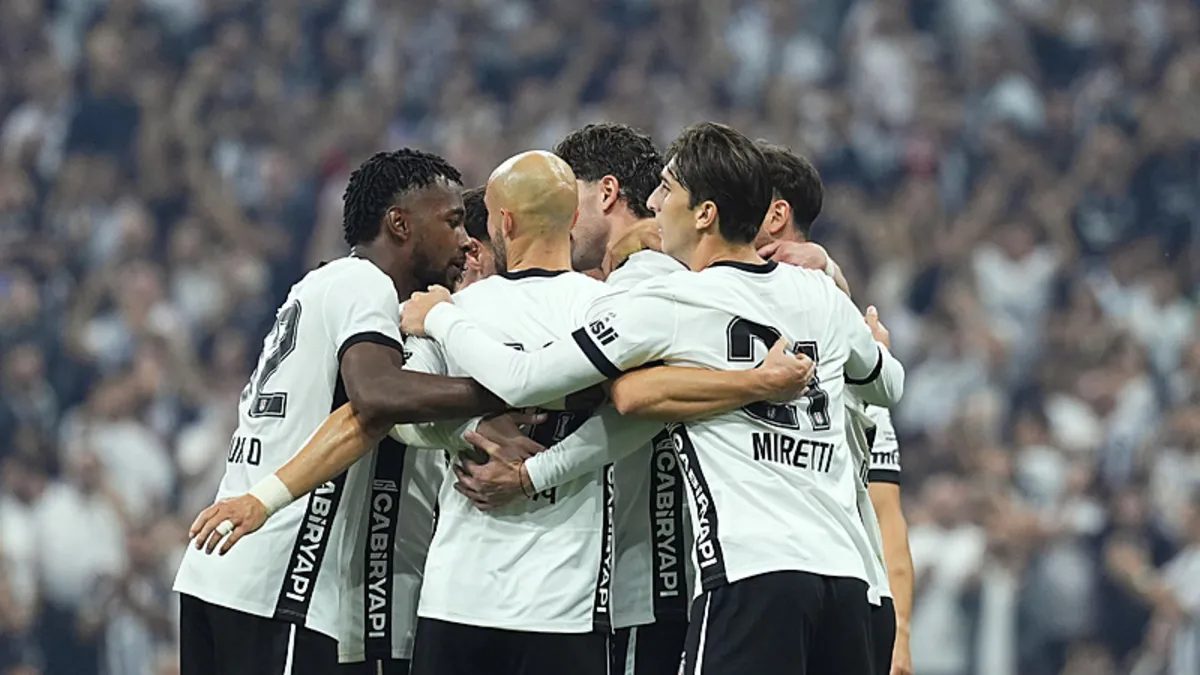 Beşiktaş, Kocaelispor'u İstanbul'da 2-1 mağlup etti