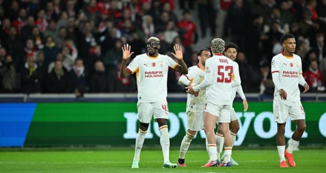 Osimhen, Galatasaray'da gol attı ama sevinmedi