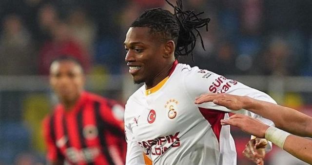 Galatasaray, Rafael Leao'nun Sakatlığı ile Sarsıldı