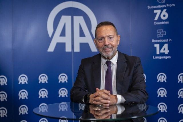 Yunanistan Merkez Bankası Başkanı Stournaras, 2024 Risklerini Açıkladı