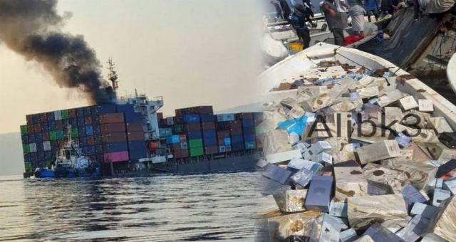 Hürmüz Boğazı'nda Gemi Battı, Yağmacılar Konteynırları Yağmalıyor