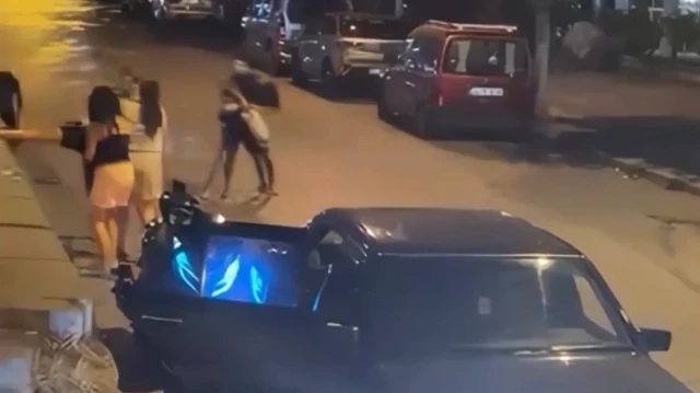 Büyükçekmece'de Trafik Kavgası: Kadına Hakaret Eden Sürücü Olay Yerinden Kaçtı