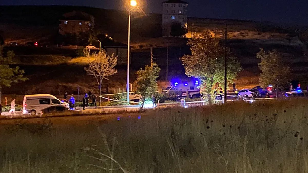 Pursaklar'da polis ekiplerine silahlı saldırı: 1 şehit