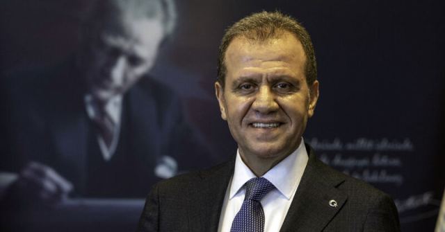 Belediye Başkanları Vahap Seçer ve 4 Diğerine Görevden Uzaklaştırma