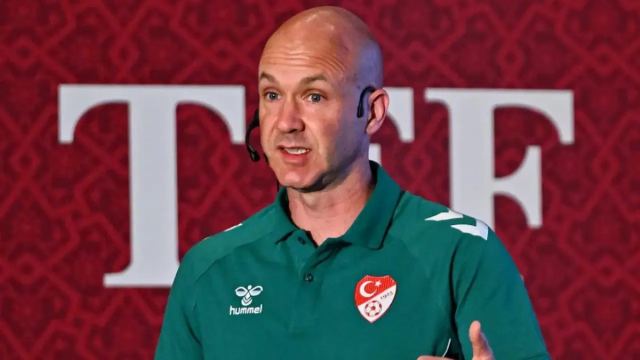 MHK Kural Değişikliği: 'F... off' İfadesi Kırmızı Kartla Cezalandırılacak