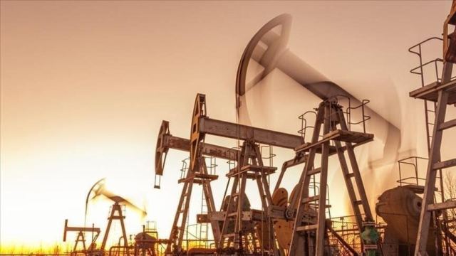 Küresel Petrol Rafineri Kapasitesinde 2030'a Kadar Artış Bekleniyor