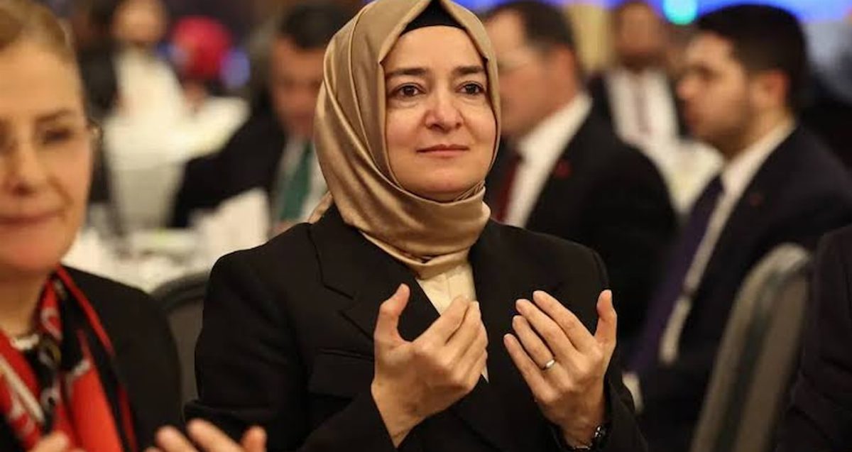 Fatma Betül Sayan Kaya'nın para iadesi günlerce gecikti