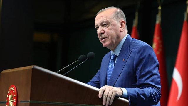 Cumhurbaşkanı Erdoğan Kabine'yi topluyor, fon mağdurları bekliyor