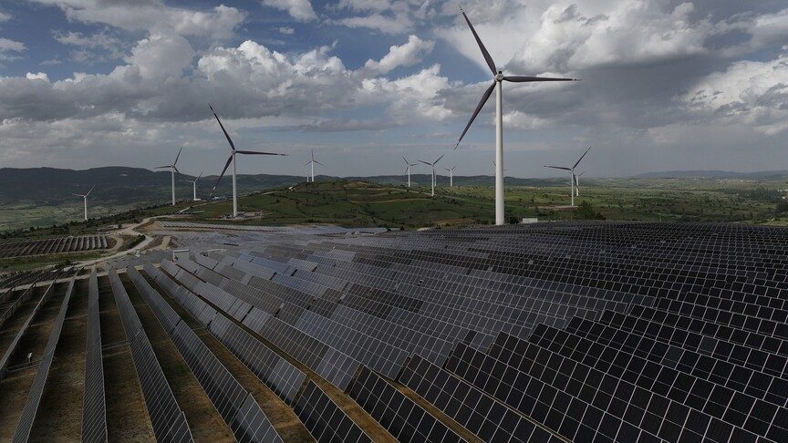 YEKA projeleriyle rüzgar ve güneş enerjisine 2 milyar dolar yatırım bekleniyor