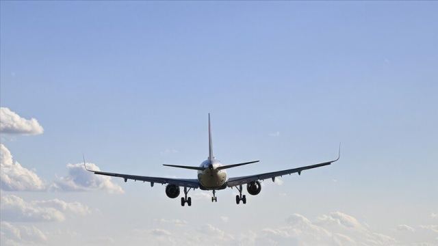 İsrail, Endonezyalı mürettebat nedeniyle uçağa iniş izni vermedi