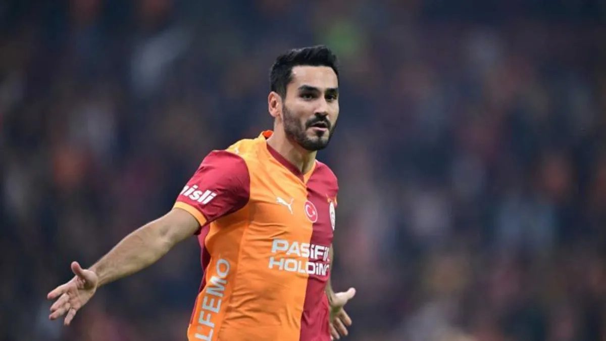 İlkay Gündoğan Galatasaray'da kalacağını duyurdu