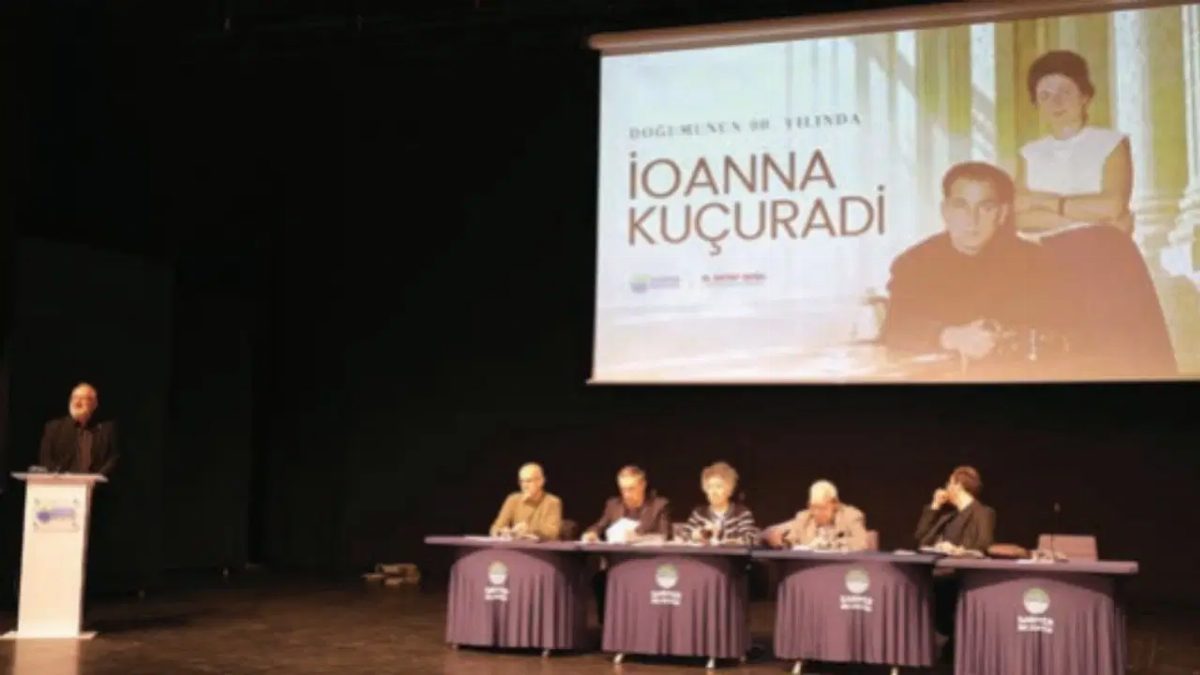 İoanna Kuçuradi Sarıyer'de düzenlenen sempozyumla anıldı