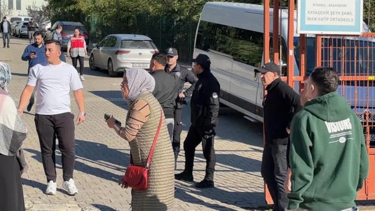 Başakşehir'de ortaokula bıçaklı saldıran lise öğrencisi hakkında detaylar