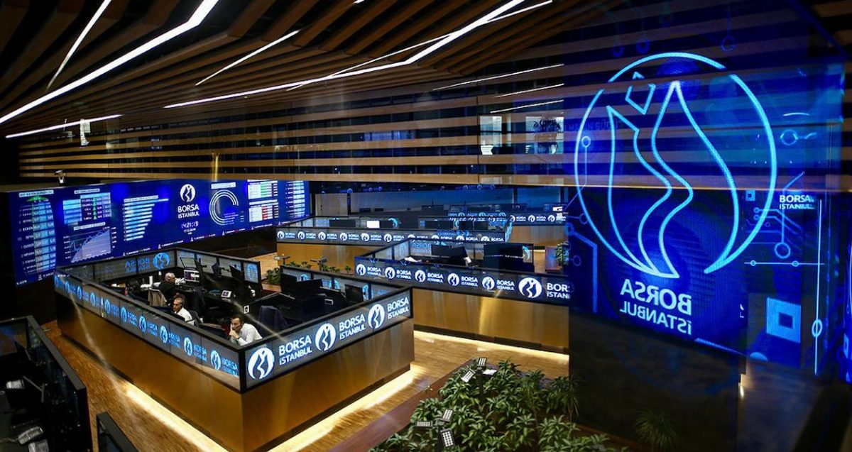 SPK, 31 hisseyi incelemeye aldı, 37 kişiye yasak getirdi