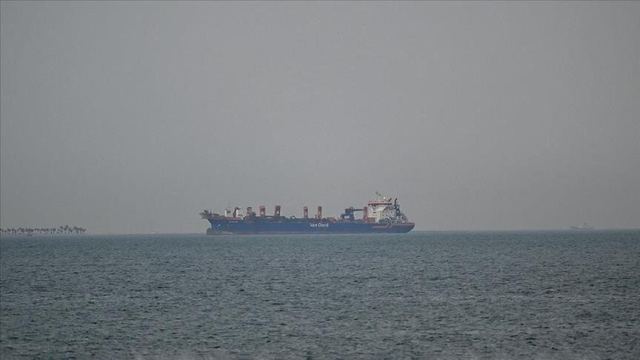 Hürmüz Boğazı'nda petrol tankeri vuruldu