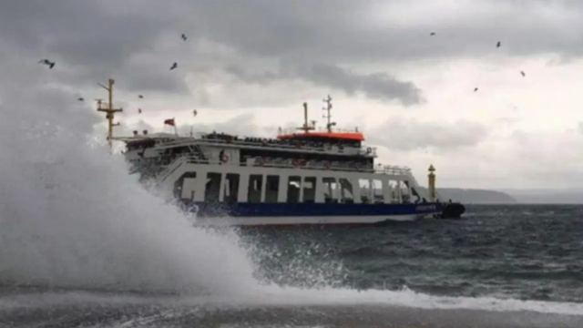 İDO, İstanbul'daki olumsuz hava nedeniyle seferleri iptal etti