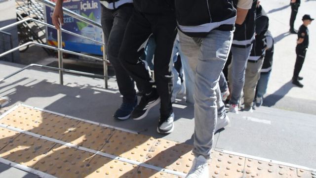 İstanbul'da 58 ilde düzenlenen operasyonda 348 şüpheli yakalandı