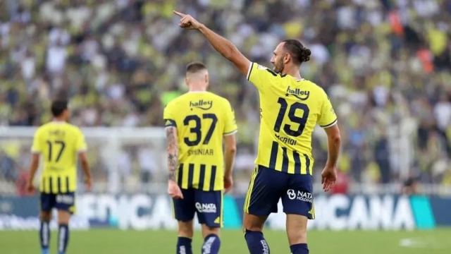 Fenerbahçe Corendon Alanyaspor'u ağırlıyor, kadro belli oldu